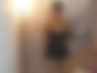 Gia Watsonn's Live Sex Cam Show