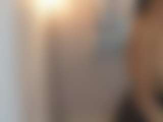 Gia Watsonn's Live Sex Cam Show