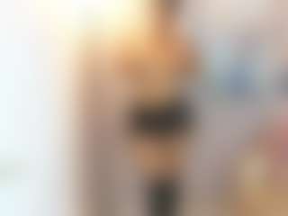 Gia Watsonn's Live Sex Cam Show