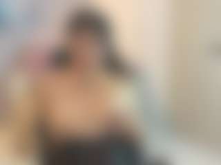 Gia Watsonn's Live Sex Cam Show