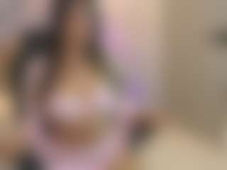 Gia Watsonn's Live Sex Cam Show