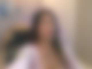 Gia Watsonn's Live Sex Cam Show