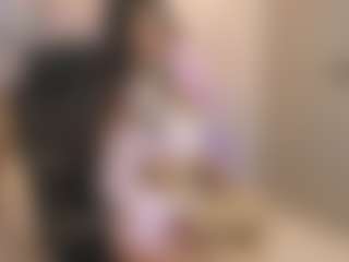 Gia Watsonn's Live Sex Cam Show