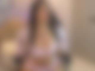 Live cam show with Gia Watsonn - Control on TottyGirls