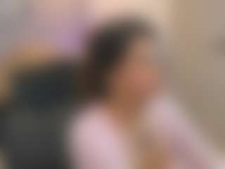 Gia Watsonn's Live Sex Cam Show