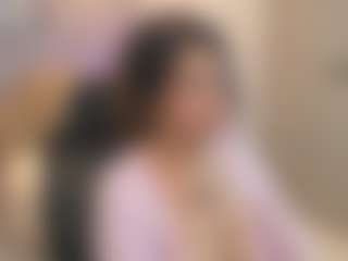 Gia Watsonn's Live Sex Cam Show