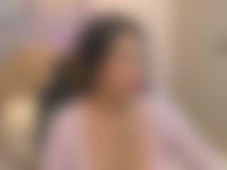 Gia Watsonn's Live Sex Cam Show