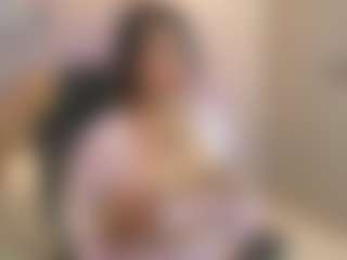 Gia Watsonn's Live Sex Cam Show