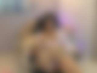 Gia Watsonn's Live Sex Cam Show
