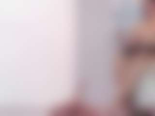 Gia Watsonn's Live Sex Cam Show