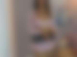 Gia Watsonn's Live Sex Cam Show