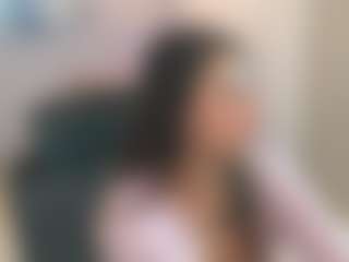 Gia Watsonn's Live Sex Cam Show