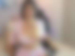 Gia Watsonn's Live Sex Cam Show