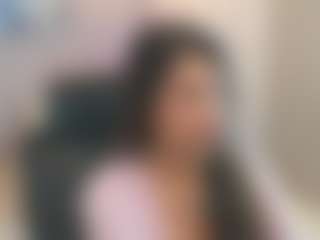 Gia Watsonn's Live Sex Cam Show
