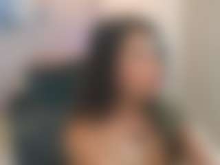 Gia Watsonn's Live Sex Cam Show