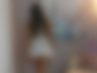 Live cam show with Gia Watsonn - Asshole on Gym Cam Girls
