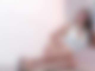 Gia Watsonn's Live Sex Cam Show
