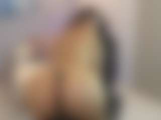 Gia Watsonn's Live Sex Cam Show