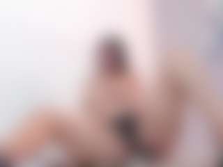 Gia Watsonn's Live Sex Cam Show