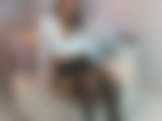 Gia Watsonn's Live Sex Cam Show