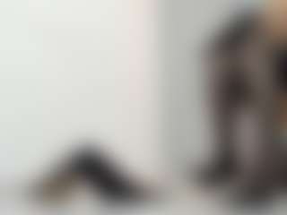 Gia Watsonn's Live Sex Cam Show