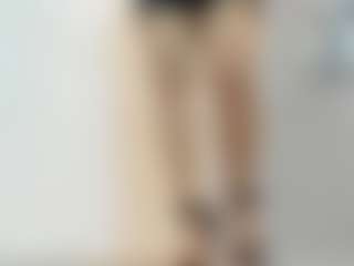 Gia Watsonn's Live Sex Cam Show