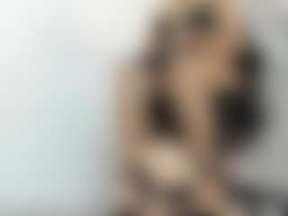 Gia Watsonn's Live Sex Cam Show