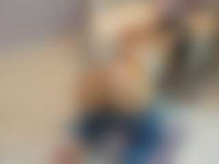 Gia Watsonn's Live Sex Cam Show