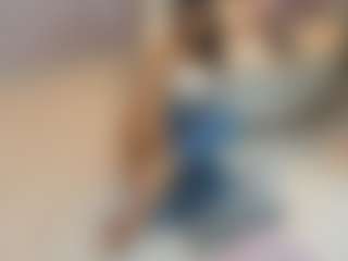 Gia Watsonn's Live Sex Cam Show