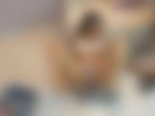 Gia Watsonn's Live Sex Cam Show