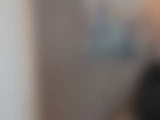 Live cam show with Gia Watsonn - Athletic Cum on Dolls Live