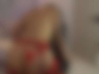 Gia Watsonn's Live Sex Cam Show