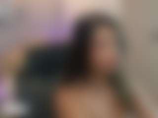 Gia Watsonn's Live Sex Cam Show