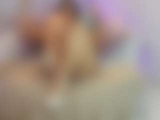 Gia Watsonn's Live Sex Cam Show