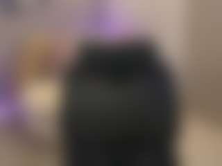 Gia Watsonn's Live Sex Cam Show