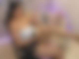 Gia Watsonn's Live Sex Cam Show