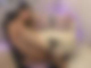 Gia Watsonn's Live Sex Cam Show