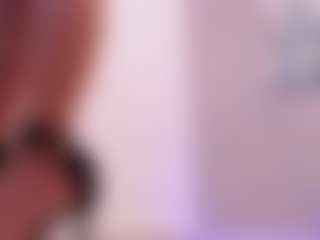 Gia Watsonn's Live Sex Cam Show