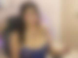 Gia Watsonn's Live Sex Cam Show