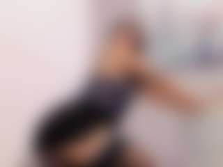 Gia Watsonn's Live Sex Cam Show