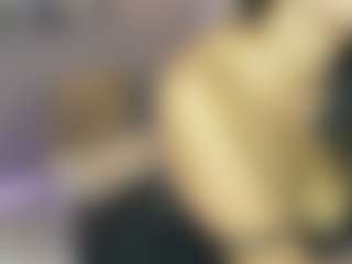 Gia Watsonn's Live Sex Cam Show