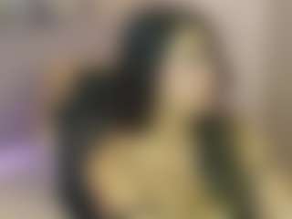 Gia Watsonn's Live Sex Cam Show