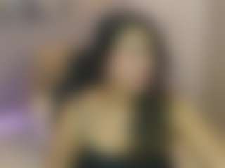 Gia Watsonn's Live Sex Cam Show