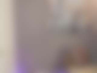 Gia Watsonn's Live Sex Cam Show