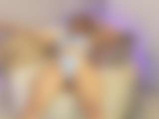 Gia Watsonn's Live Sex Cam Show