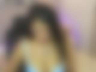 Gia Watsonn's Live Sex Cam Show