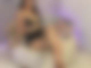 Gia Watsonn's Live Sex Cam Show