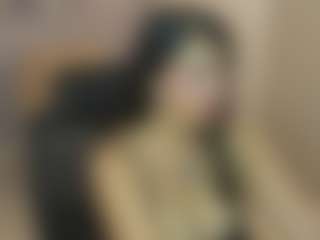 Gia Watsonn's Live Sex Cam Show