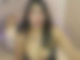 Gia Watsonn's Live Sex Cam Show
