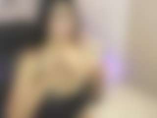 Gia Watsonn's Live Sex Cam Show